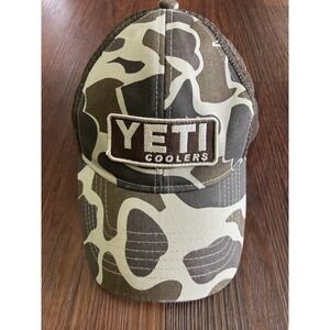 YETI Coolers Brown Camouflage Mesh Snap Back Cap Trucker Hat Unisex W Autograph